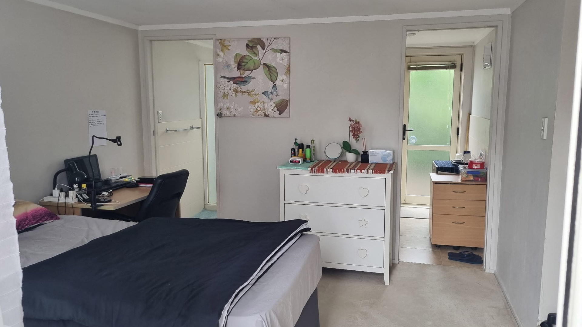 Studio Room — Bucklands Beach
